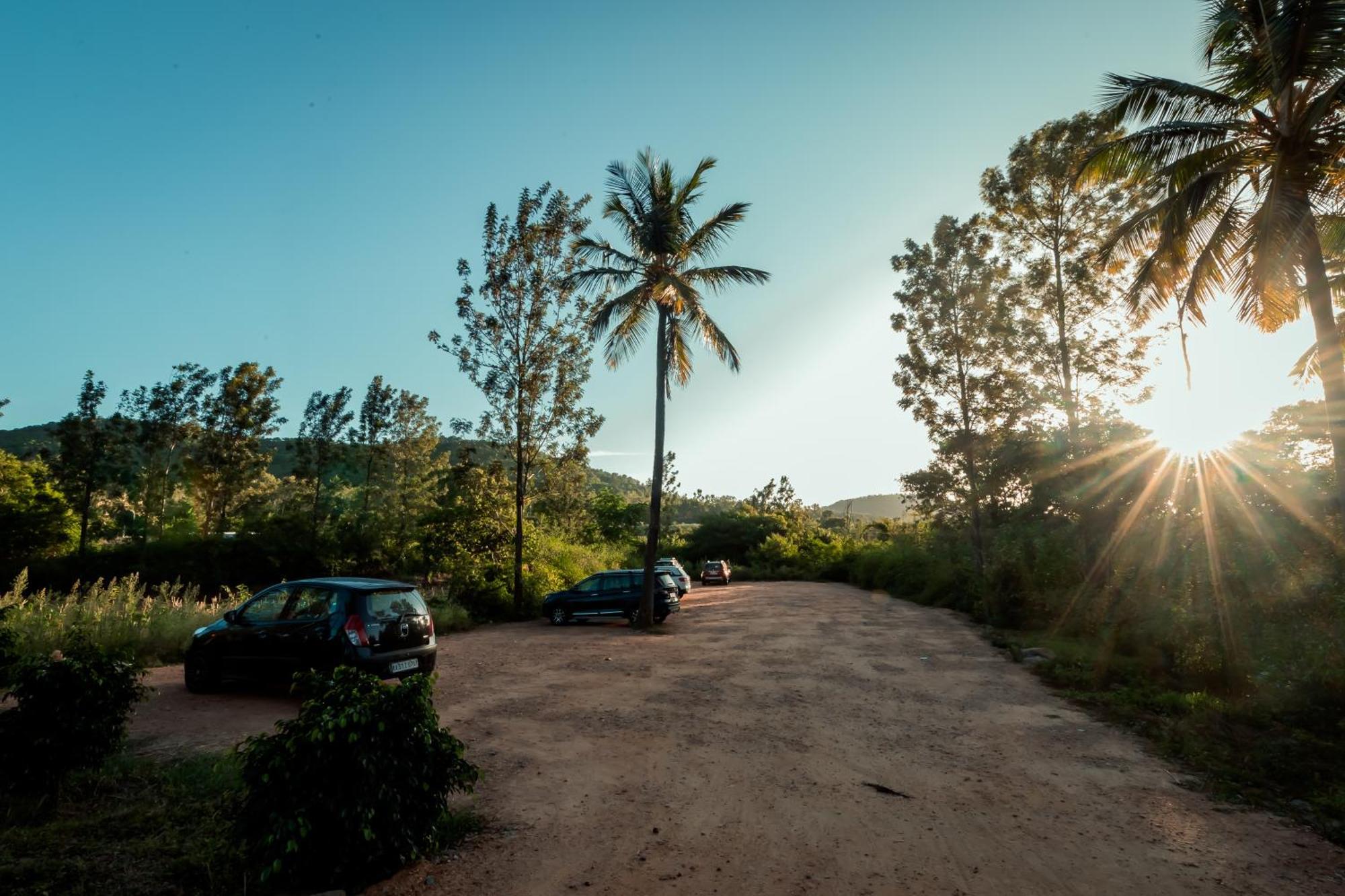 Commune18 Spa Resorts Chikmagalur Bagian luar foto