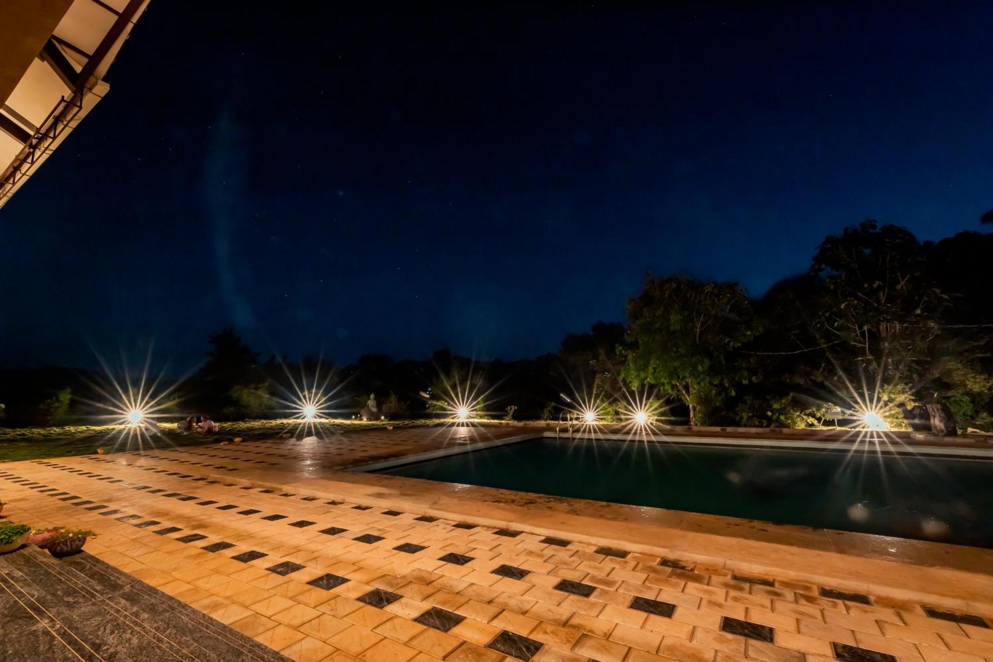 Commune18 Spa Resorts Chikmagalur Bagian luar foto