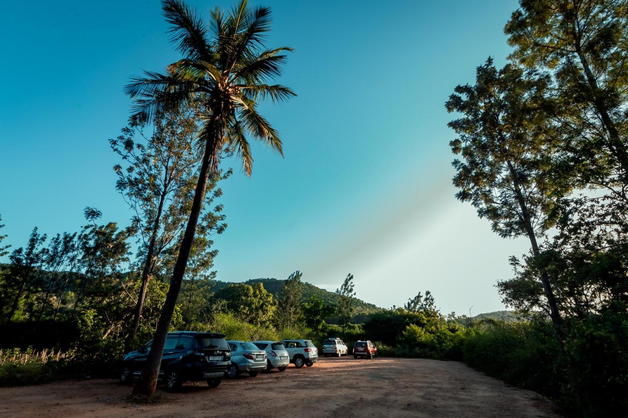 Commune18 Spa Resorts Chikmagalur Bagian luar foto