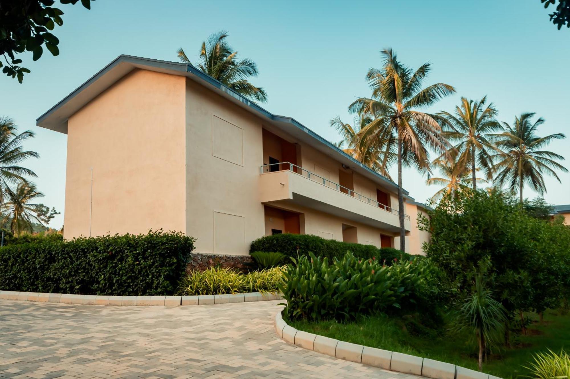 Commune18 Spa Resorts Chikmagalur Bagian luar foto