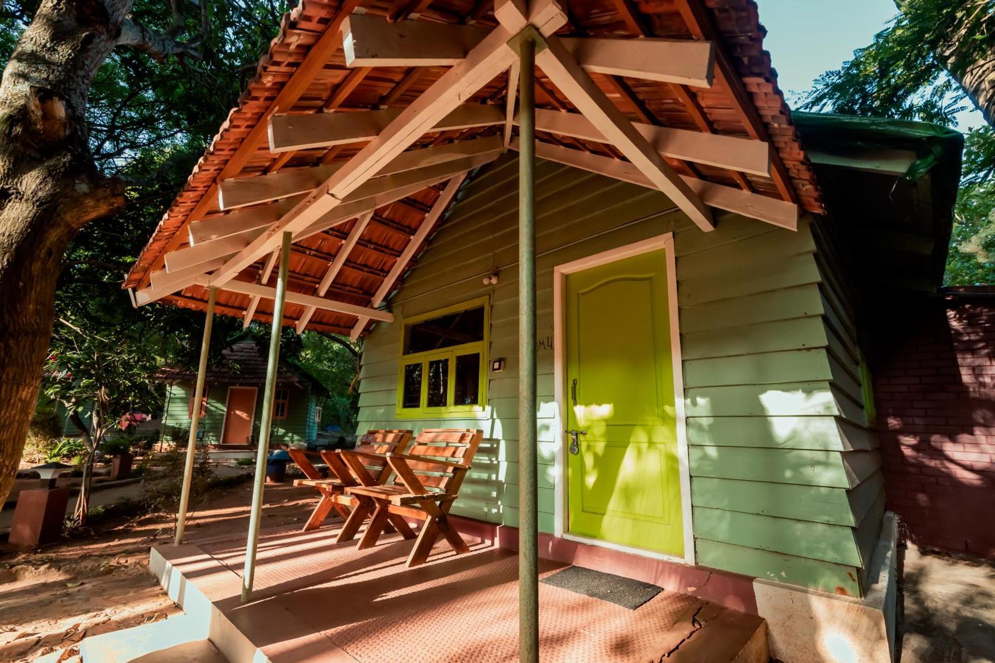 Commune18 Spa Resorts Chikmagalur Bagian luar foto