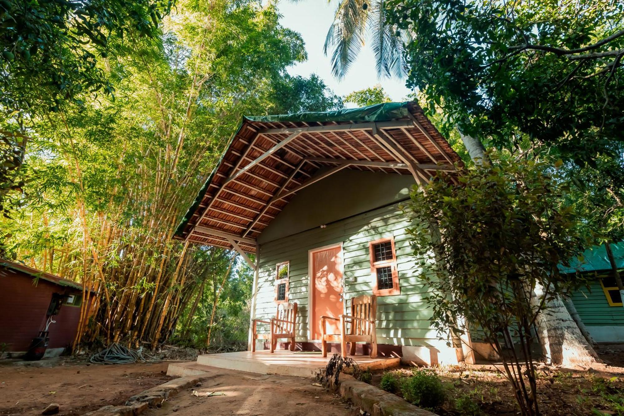 Commune18 Spa Resorts Chikmagalur Bagian luar foto